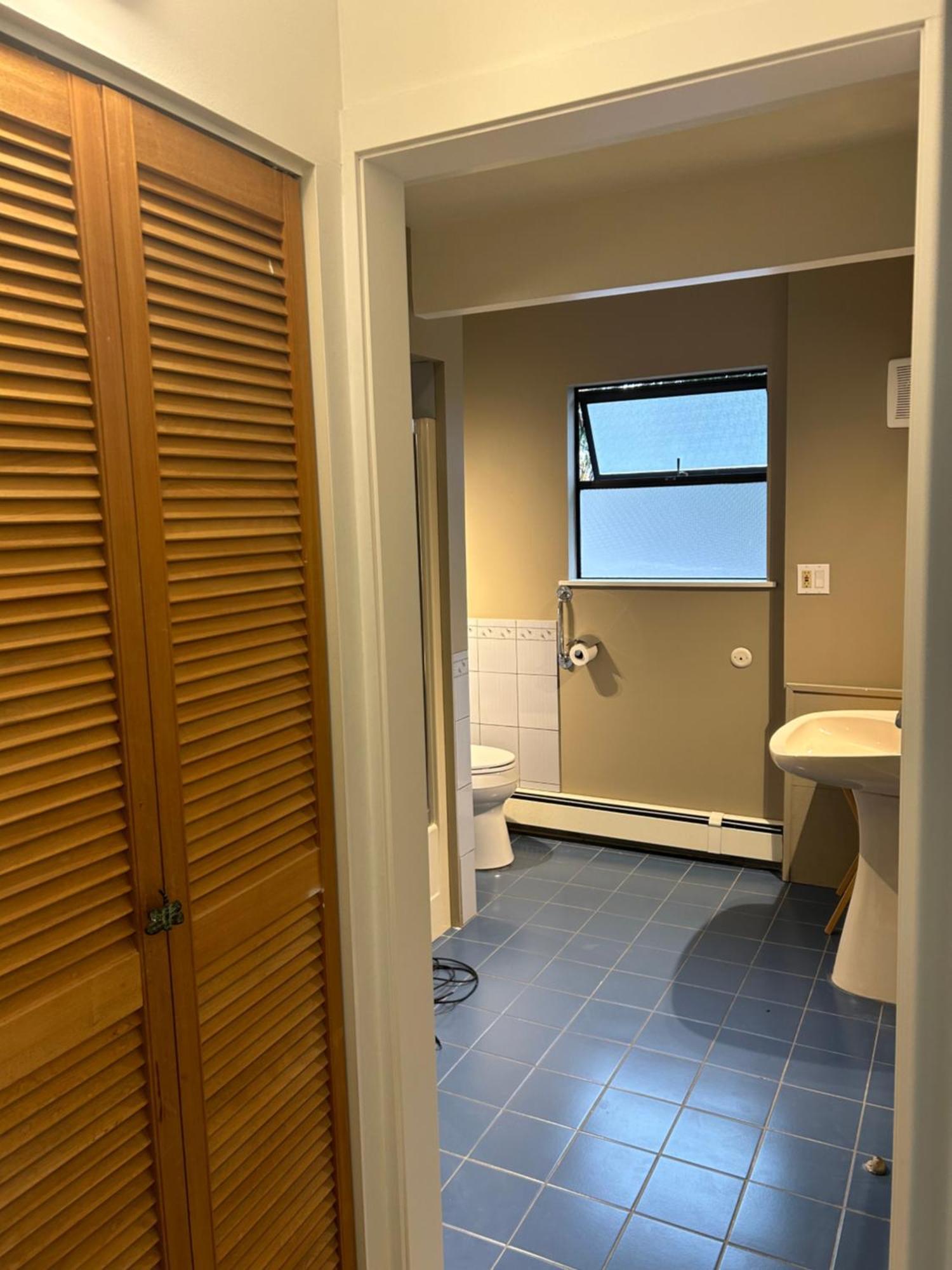 Grouse Cheerful Large Private Bedroom, Bath, Shared Deck, Pool, Hot Tub 北温哥华 外观 照片